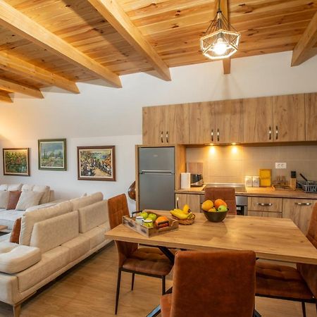 Cozy House Ostrog Guest House Niksic Ngoại thất bức ảnh
